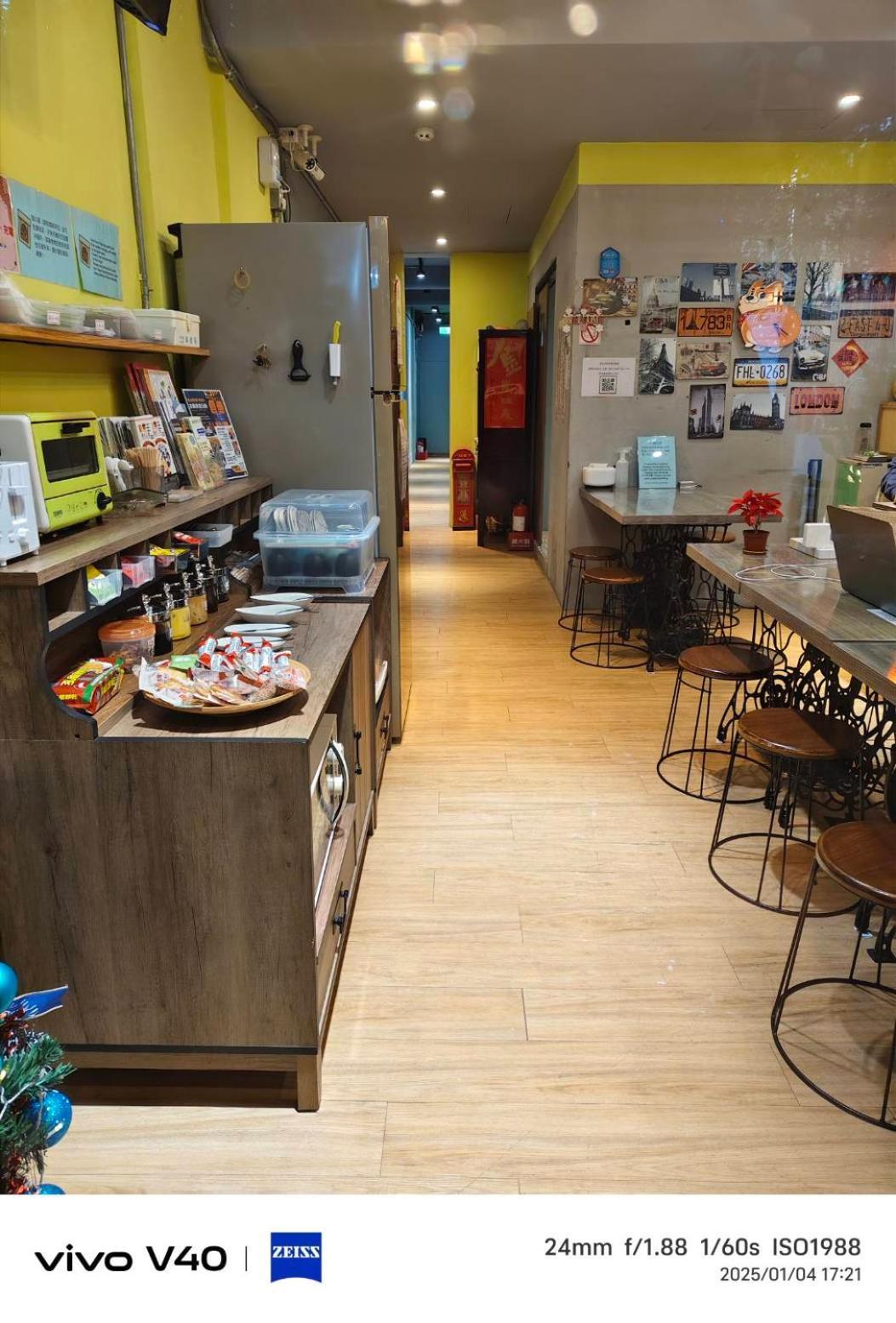 Deer Park Hostel لوكانغ المظهر الخارجي الصورة