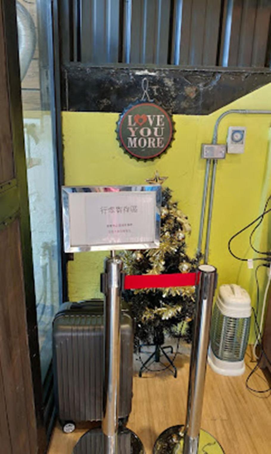 Deer Park Hostel لوكانغ المظهر الخارجي الصورة